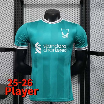 25 26 27 liverpool Wirtz SALAH football shirt Ekitike MAC ISAK ALLISTER Kerkez G - SitterJersey.com
