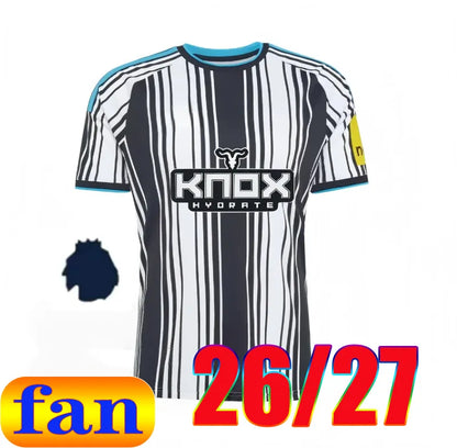 Newcastle 26 27 Football Shirt Black Children's Set Top BARNES BRONO G. Gordon I - SitterJersey.com