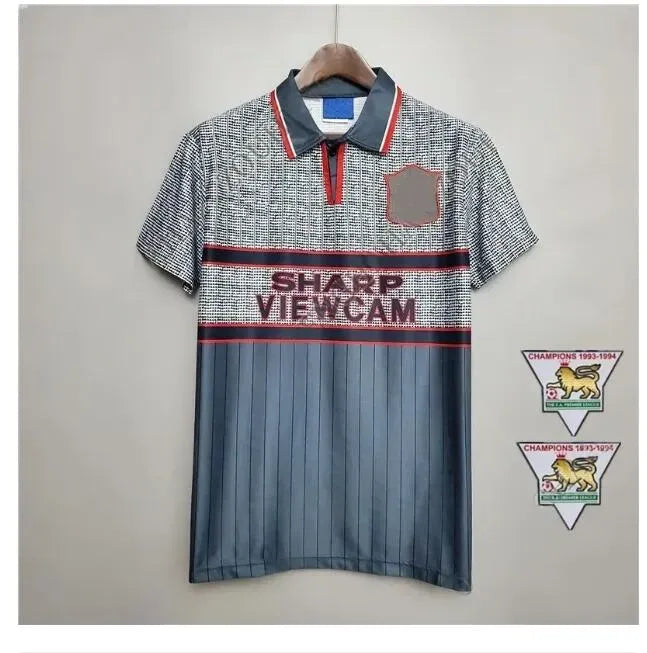 Retro jersey Manchest Soccer Jerseys Long Sleeved Ronaldo Rooney Giggs Nani 2006 - SitterJersey.com