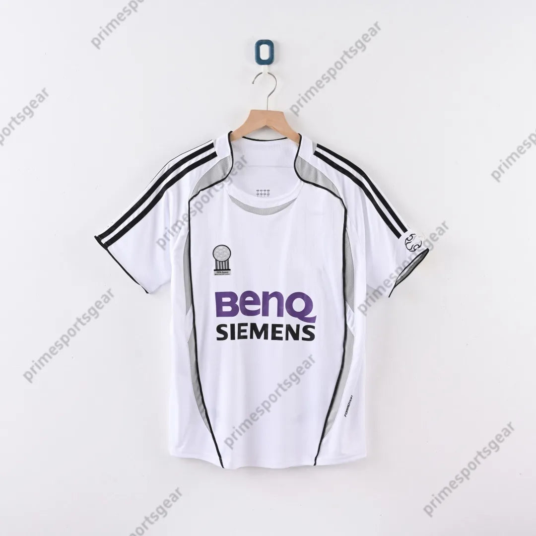 camiseta realmadrid Retro Soccer Jerseys Finals Football Shirt GUTI BENZEMA SEED - SitterJersey.com