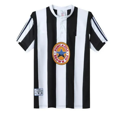 Newcastle 26 27 Football Shirt Black Children's Set Top BARNES BRONO G. Gordon I - SitterJersey.com