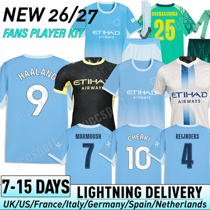 Soccer Jersey Man City 25 26 27 Man Citys HAALAND FODEN Soccer Jersey DONNARUMMA DOKU MARMOUSH GVARDIOL DE BRUYNE NICORetro ManchesterS City26 27 Football Shirt Man Kids Retro - SitterJersey.com