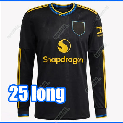 Manchester Uniteed 26 27 Jerseys CUNHA SESKO MARTINEZ MBEUMO football shirt B. F - SitterJersey.com